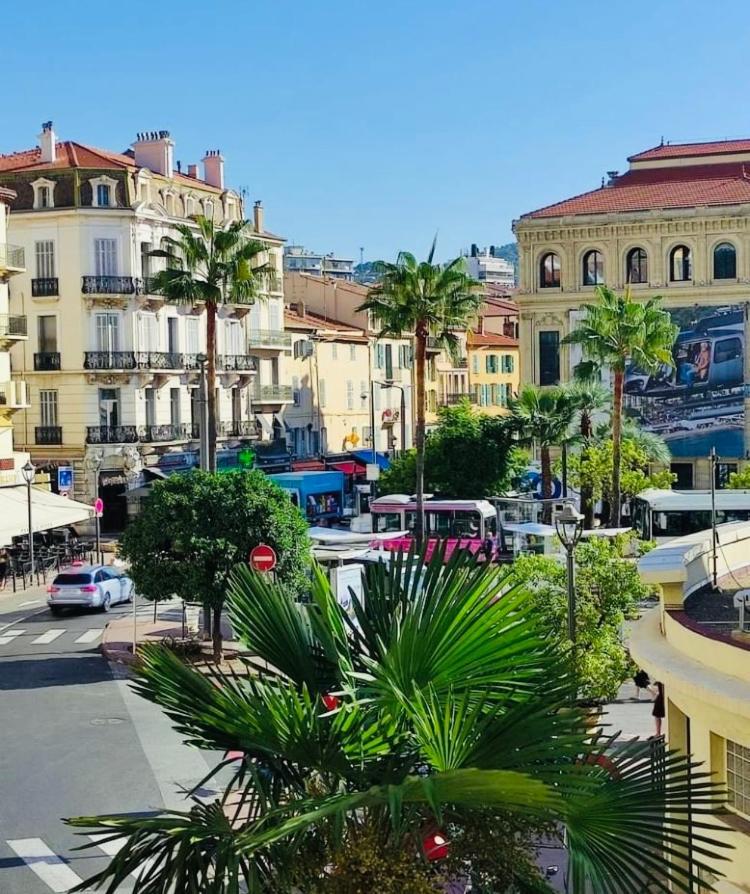 À deux pas du Palais des Festivals , deux pièces dans le bas du quartier historique du Suquet à Cannes Exterior foto