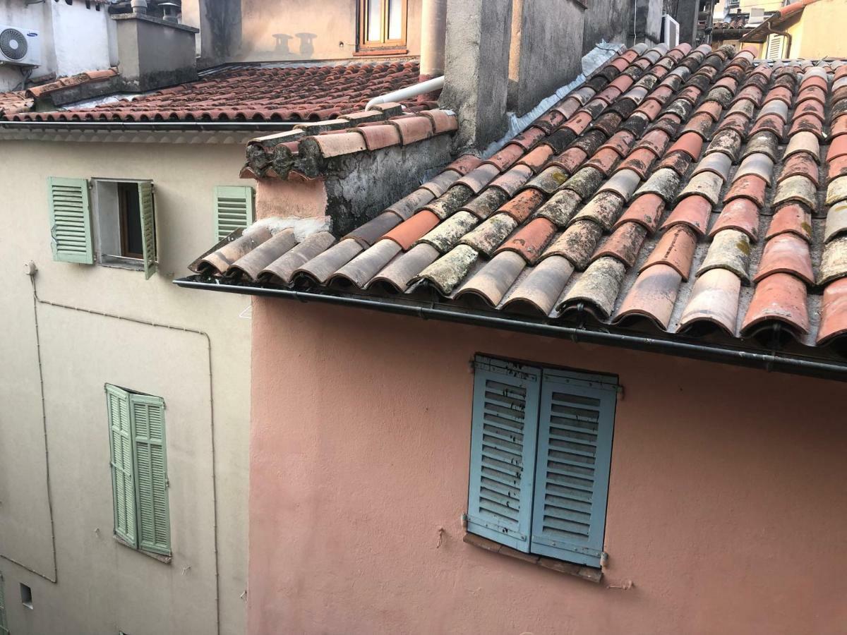 À deux pas du Palais des Festivals , deux pièces dans le bas du quartier historique du Suquet à Cannes Exterior foto